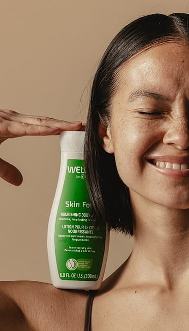 la piel de comida nutritiva para el cuerpo loción weleda - weleda